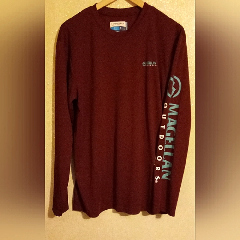 MEN'S MED. MAGELLAN OUTDOORS LONG SLEEVE MAROON FISHING SHIRT MOISTURE WICKING.